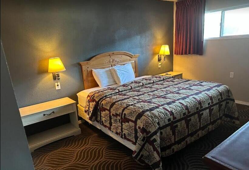 Стандартный Номер Кровать Кинг, Love Hotels Western Holiday At Harlan Lake Ne