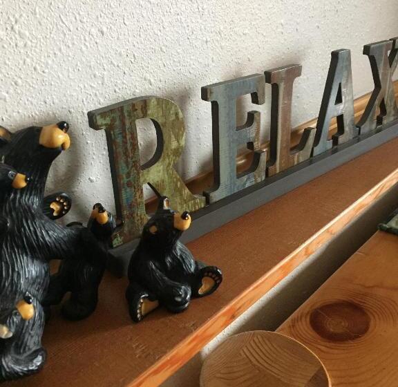Люкс, Bears Den Alaska Lodging