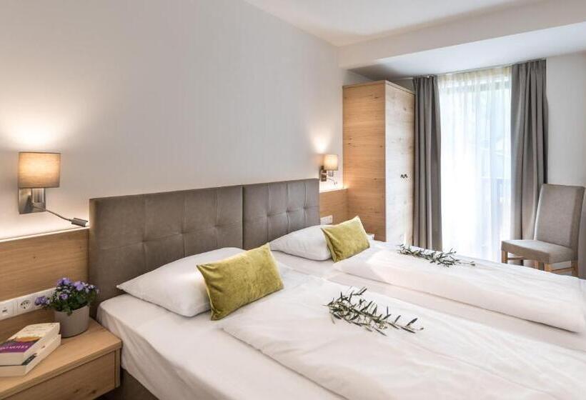 Апартаменты 1 Спальня Вид на Сад, Apartm. & Bb Ferienidylle Gstrein
