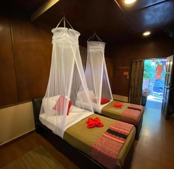 اتاق لوکس, Ombak Dive Resort Perhentian Island