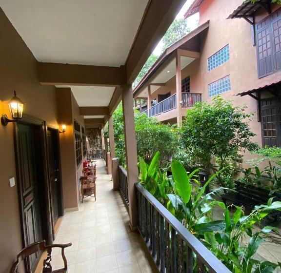 اتاق استاندارد, Ombak Dive Resort Perhentian Island