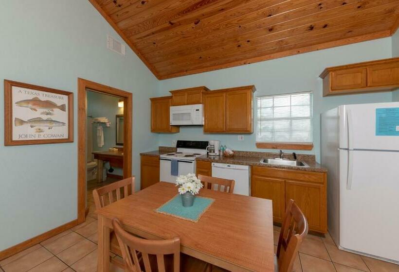 Стандартный Номер Кровать Кинг, Pelican Bay Resort