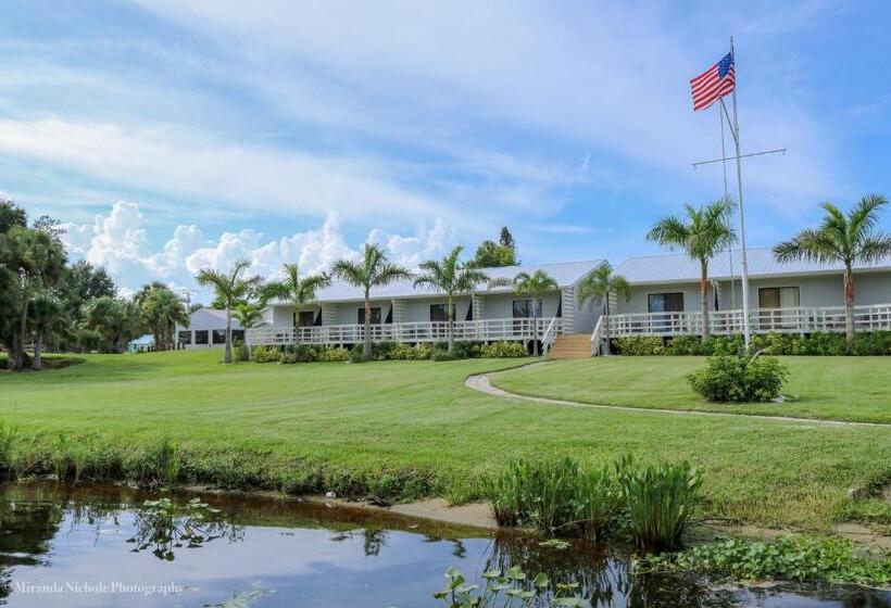 סוויטה עם נוף לנהר, The Rivers Edge Motel