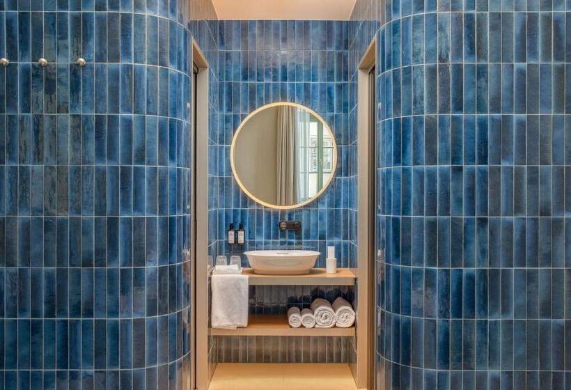 프리미엄 룸, Kimpton Bem Budapest, An Ihg