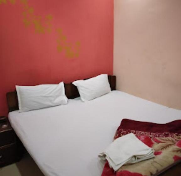 Standard Room, Atithi Galaxy