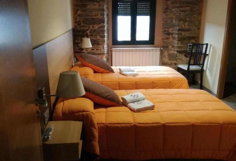 Номер Стандарт, Albergue Pension Porta Santa
