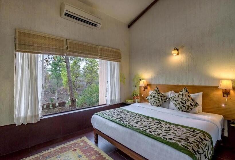 デラックスルーム, The Riverwood Forest Retreat Pench