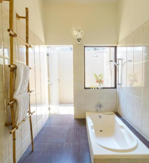 デラックスルーム, The Riverwood Forest Retreat Pench