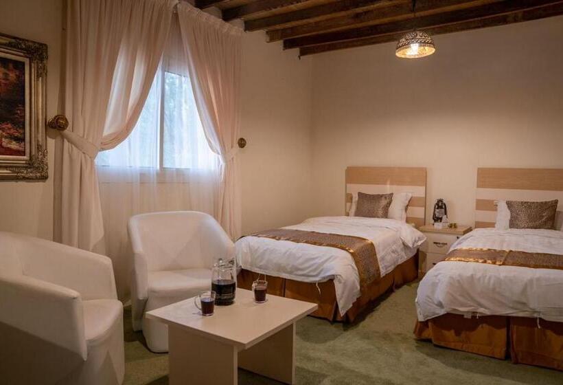 Номер Стандарт с Балконом, Al Rehbah Farm Resort   منتجع مزرعة الرحبة