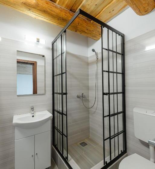 Дом 1 Спальня, Casa Perla Vlădesei