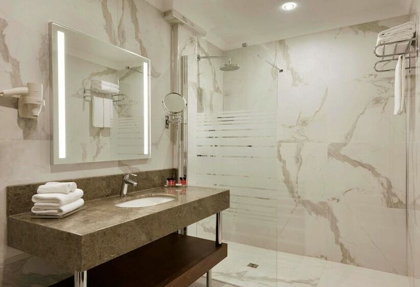 سوییت جونیور, Ramada By Wyndham Yalova