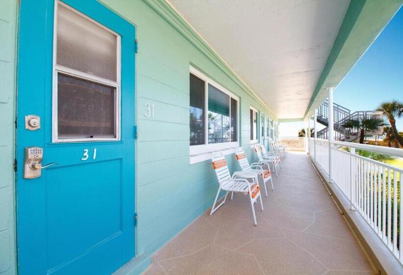 スタンダードスタジオ, Tropic Terrace Suite #31   Beachfront Resort