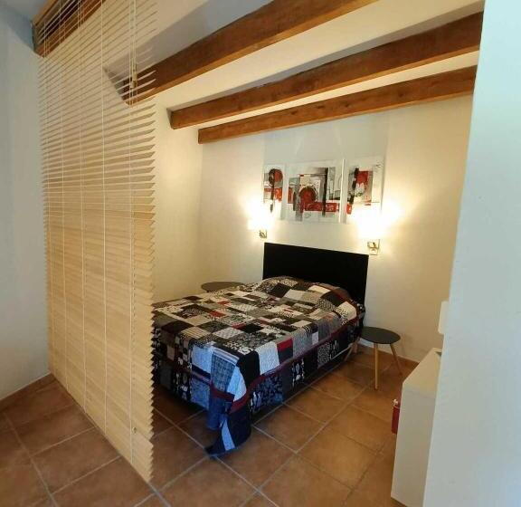 Четырехместный Номер Superior, Chambre Coquelicot