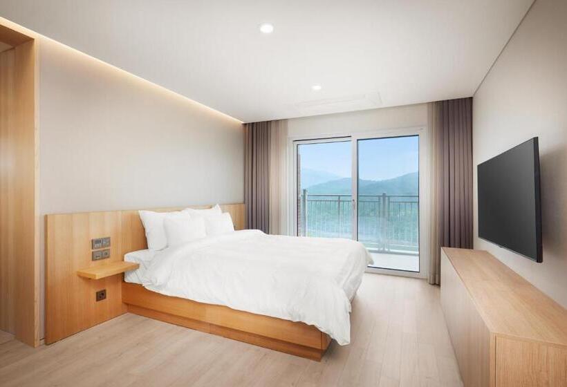 스탠다드 룸, Belle Fore Resort