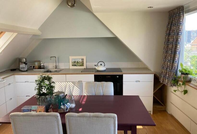 Номер Стандарт, Lichte Studio In De Buurt Van Amsterdam