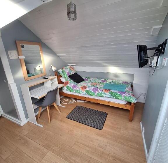 Номер Стандарт Индивидуальный, Harrow B & B