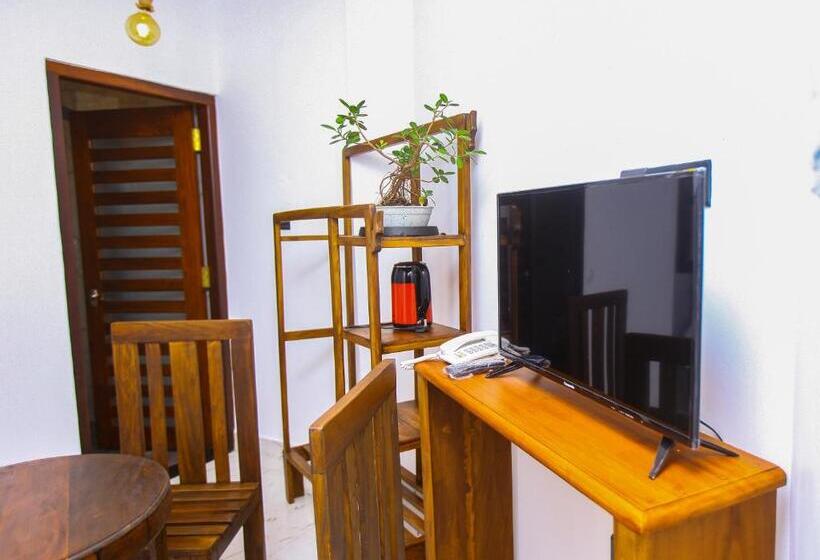 Номер Deluxe Одноместный, Sakura Surf Lanka Hotel & Restaurant