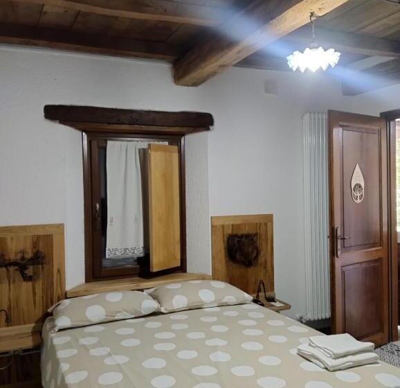 스탠다드 룸 풀장 전망, Borgo Doccia 905