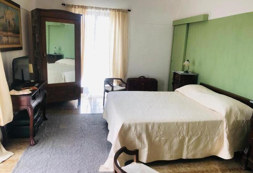 Номер Стандарт с Террасой, La Casa Di Civita