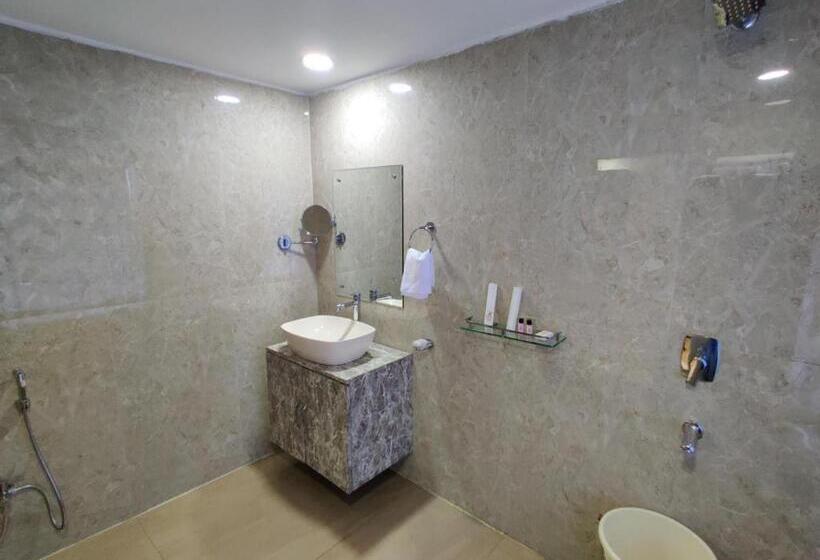 Стандартный Номер Кровать Кинг, Orchha Club And Resort   Ocr
