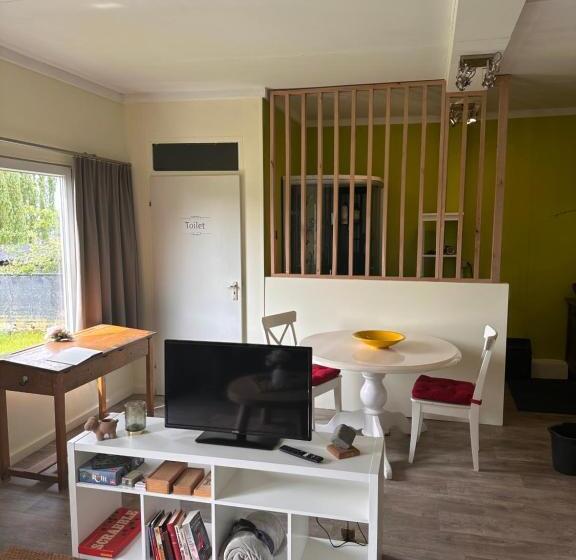 اتاق استاندارد, B&b Bombon
