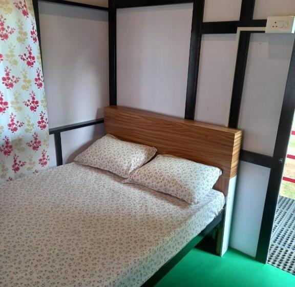 스탠다드 발코니 룸, Kayaltheeram Resort & Homestay