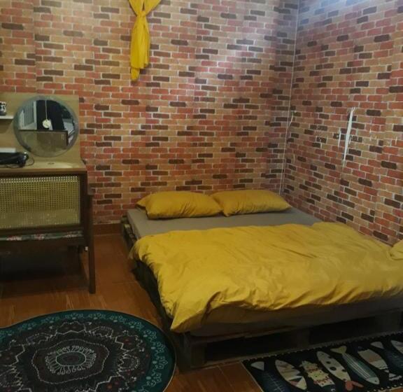 اتاق استاندارد با سرویس بهداشتی مشترک, ở Mô Dalat