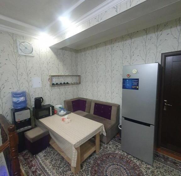 اتاق استاندارد سه تخته با بالکن, Guest House Homely