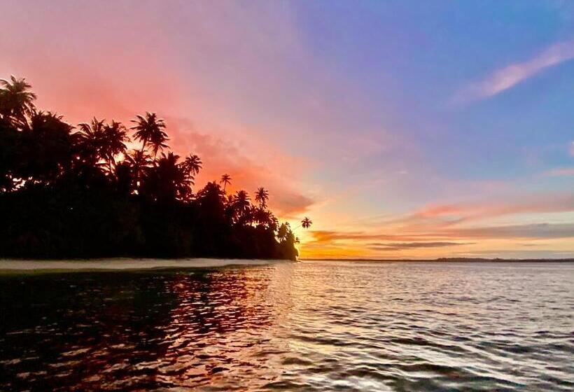 豪华海景房, Pinang Island   Private Island Sea View Bungalows