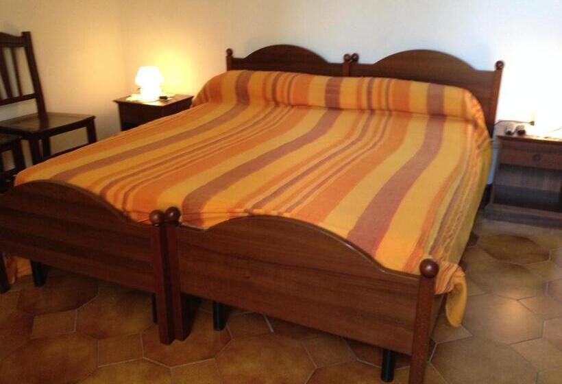 Номер Стандарт, Agriturismo La Calabrisella
