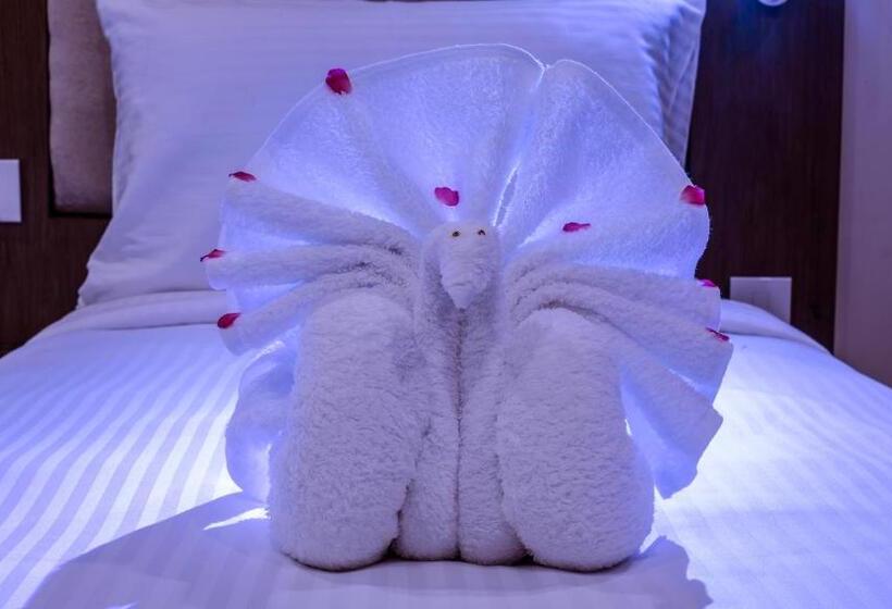 Номер Deluxe, Benzz Park Vellore