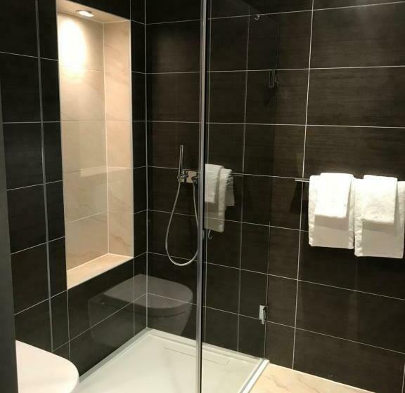Habitació Estàndard, Levell