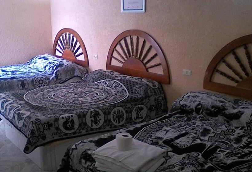 اتاق استاندارد سه نفره, Posada Escarcega