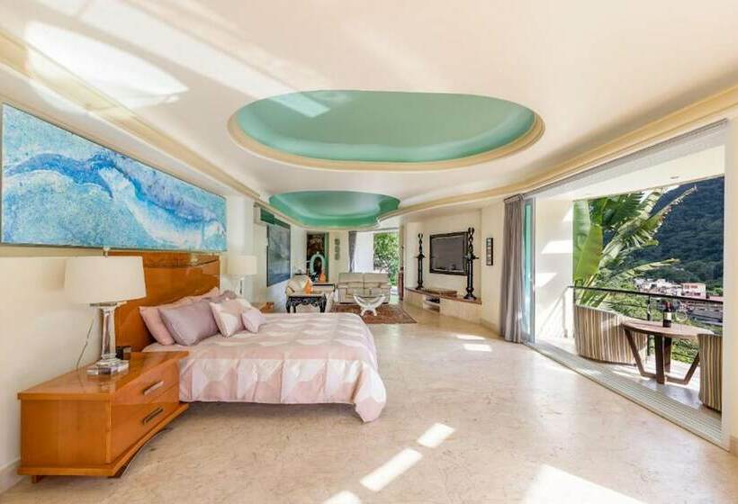 Standardrum, Villa Armonia Luxury Suites