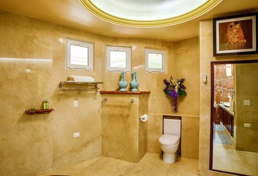 Standardrum, Villa Armonia Luxury Suites