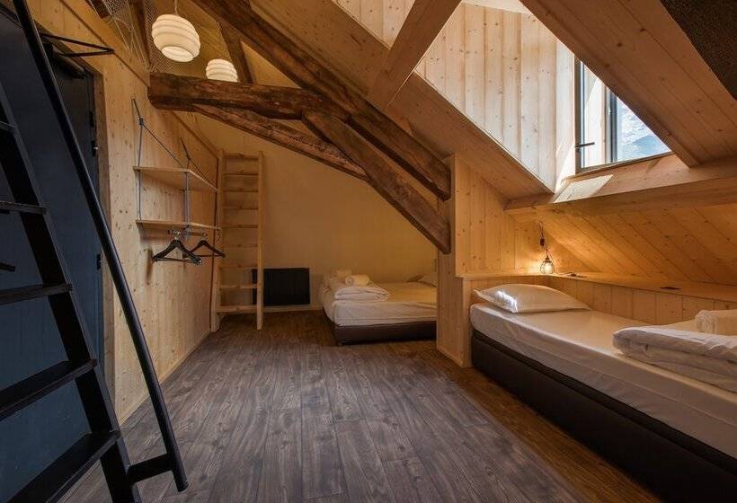 Семейный Номер, Refuge Du Montenvers