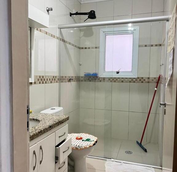 Четырехместный Номер Стандарт с Балконом, Hostel Dos Pinheirais 2