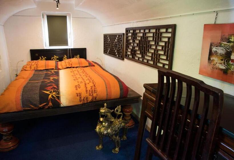 اتاق استاندارد, Crazy Lounge B&b