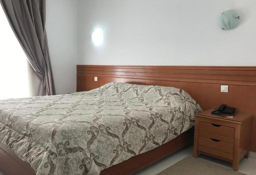 اتاق استاندارد یک نفره, Al Karmel