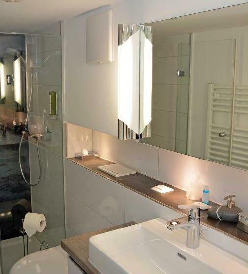 اتاق استاندارد یک نفره, Alte Schule