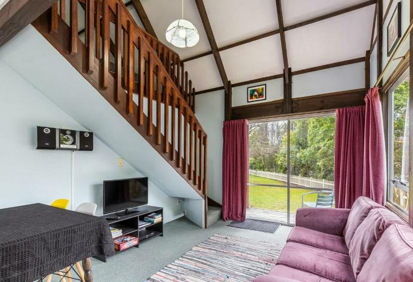 Семейный Номер Вид на Сад, Tokaanu Lodge Motel