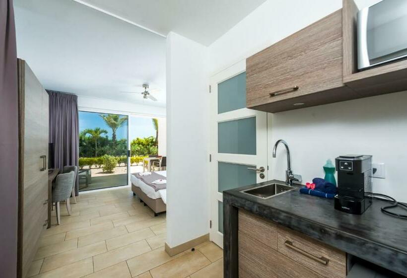 Estudio Estándar, Delfins Beach Resort