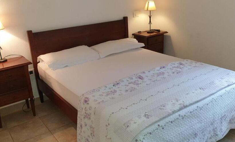Номер Стандарт, Auberge De Cannedda