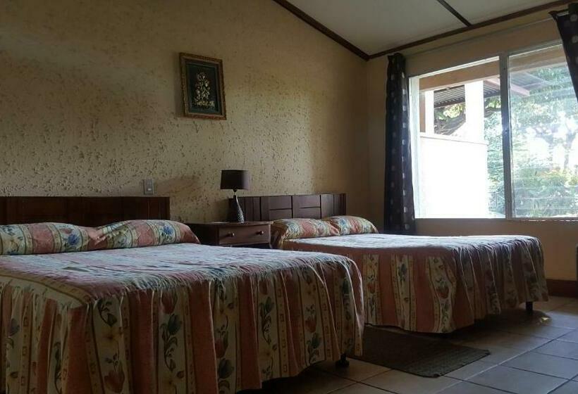 اتاق استاندارد با 2 تخت دوبل, La Colonia