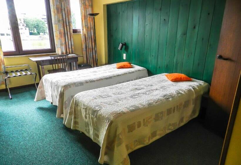 Номер Стандарт, Hôtel Du Fort