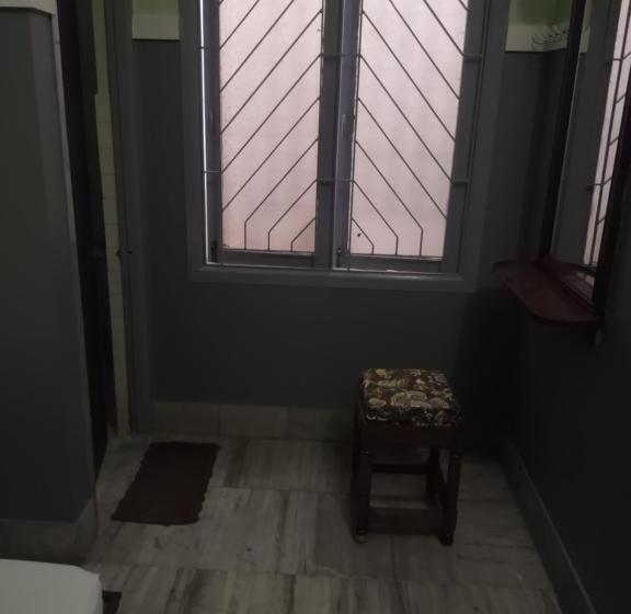اتاق استاندارد, Krishna Lodge