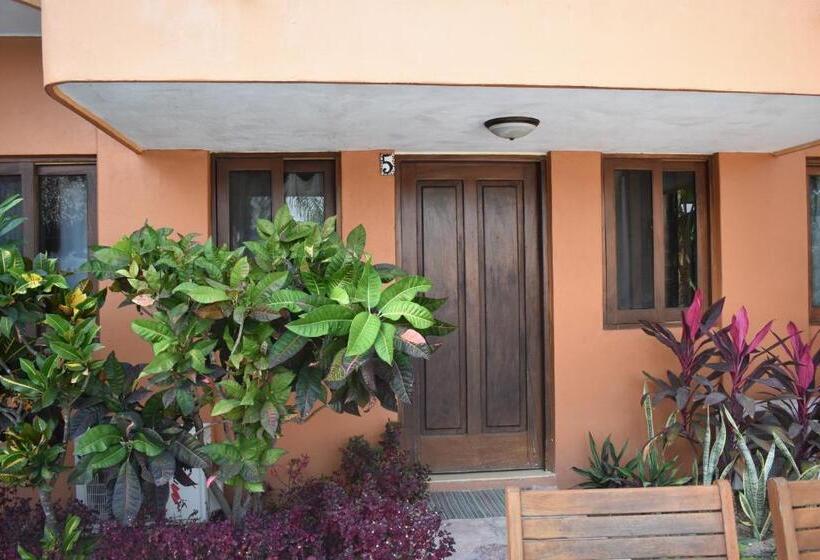 スタンダードバンガロー, Villas Chulavista