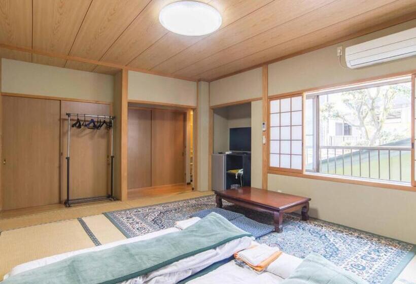 Семейный Номер, Kenrokuen