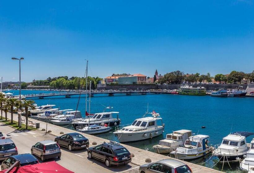 Номер Deluxe Вид на Море, Giardin Exclusive Rooms And Suite