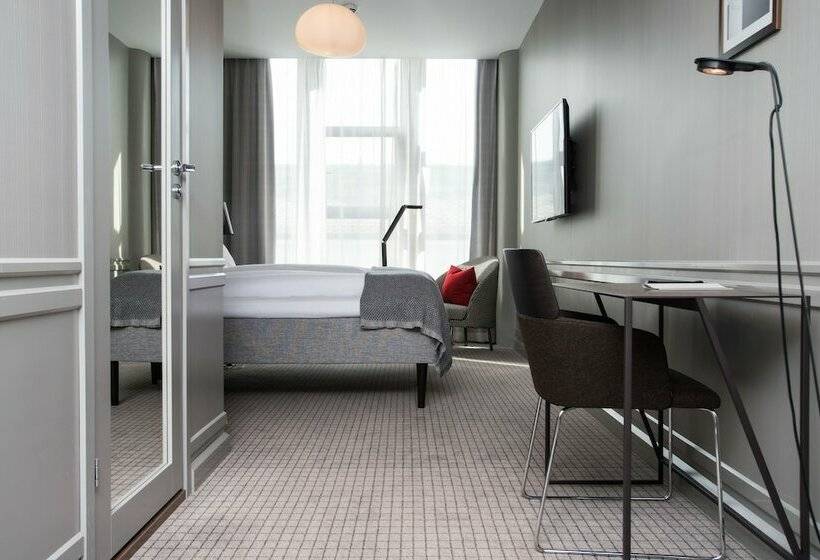 Quarto Basic, Bergen Børs